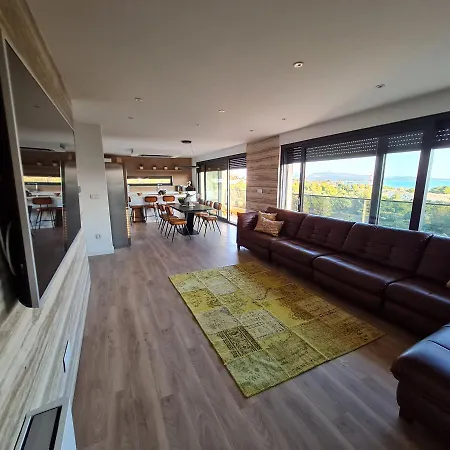 Ahil Sport&health Premium Penthouse Sibenik